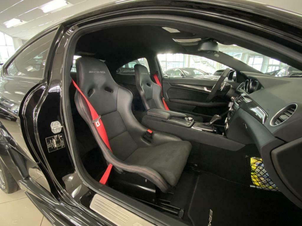 Mercedes-Benz C 63 AMG