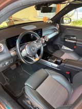 Mercedes-Benz EQB 300 4MATIC - Electric Art 7 Sitzer  - Mercedes-Benz EQB