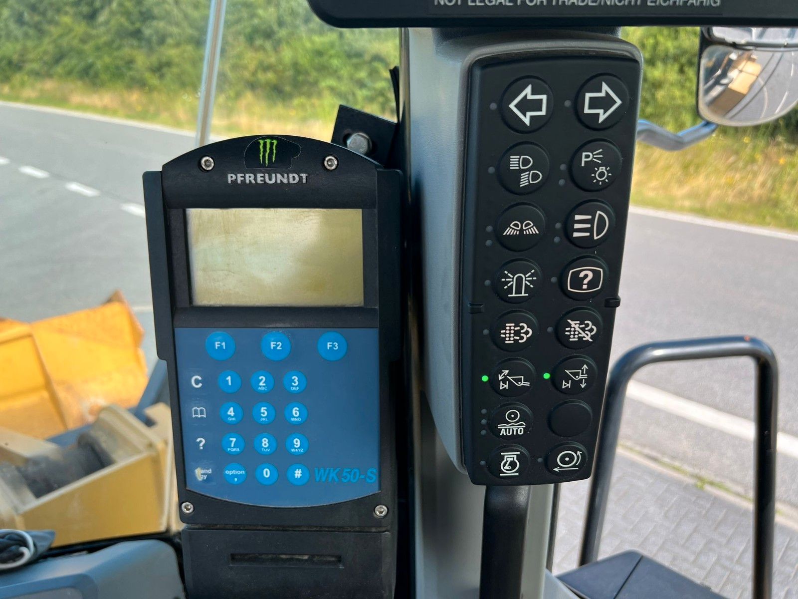 Fahrzeugabbildung CAT 966M XE 4x4 Radlader,Waage ,ZSA