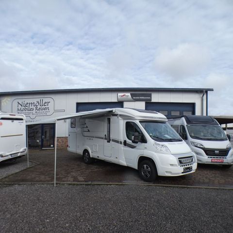 HYMER / ERIBA / HYMERCAR Exsis-t 688 