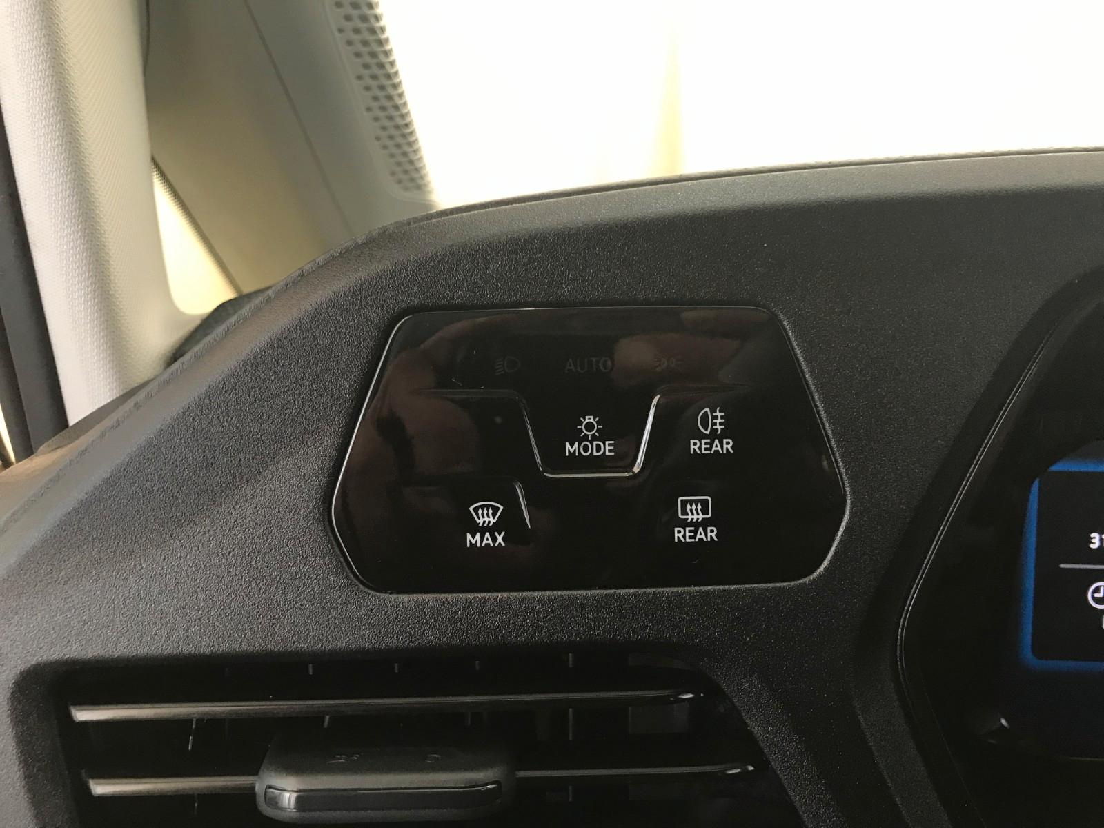 Volkswagen Caddy Maxi 2.0 TDI 90kW DSG TAXIAUSSTATTUNG