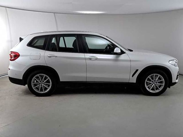 BMW X3 xDrive 30e Business Advantage Autom.