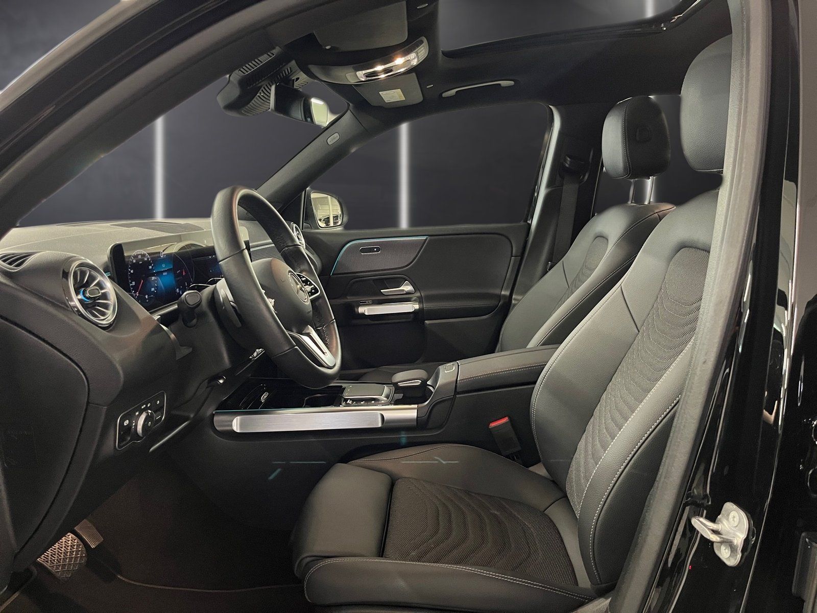 Fahrzeugabbildung Mercedes-Benz GLB 220 d Progr*360*Distr*Panorama*Standh*Multib