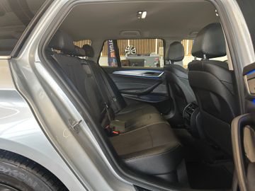 BMW 525 d Touring Sport Line *Kamera*Navi*Klima*SHZ*