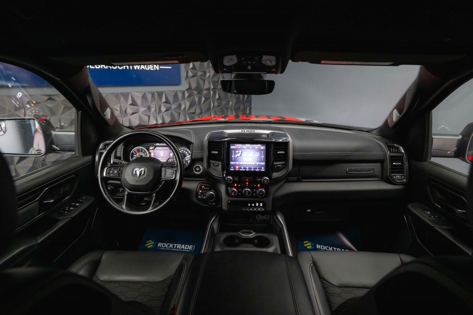 Fahrzeugabbildung Dodge RAM 5.7 V8 HEMI 4x4 Built to Serve AXLE LOCK FOX