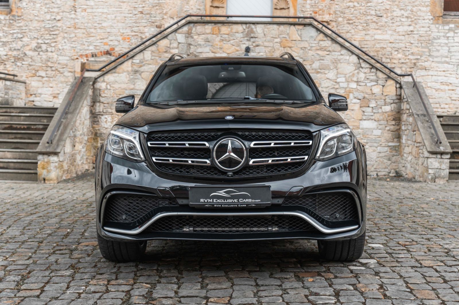 Fahrzeugabbildung Mercedes-Benz GL 63 AMG GLS-Optik 360° LED H&K Massage ACC
