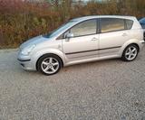 Toyota Corolla Verso 7 Sitz. 2.2 Manual TU... - Toyota Corolla Verso: 2.2