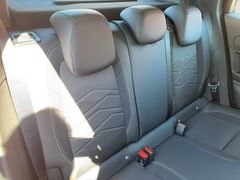 JEEP AVENGER MY24 Altitude WinterPaket+Allwetter+Navi