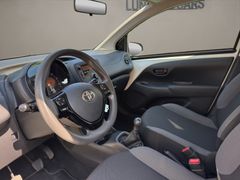 TOYOTA Aygo AYGO x / Facelift / Toyota Relax Garantie