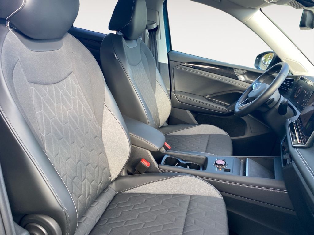 Fahrzeugabbildung Volkswagen Tiguan 1.5 eTSI DSG Life AHZV