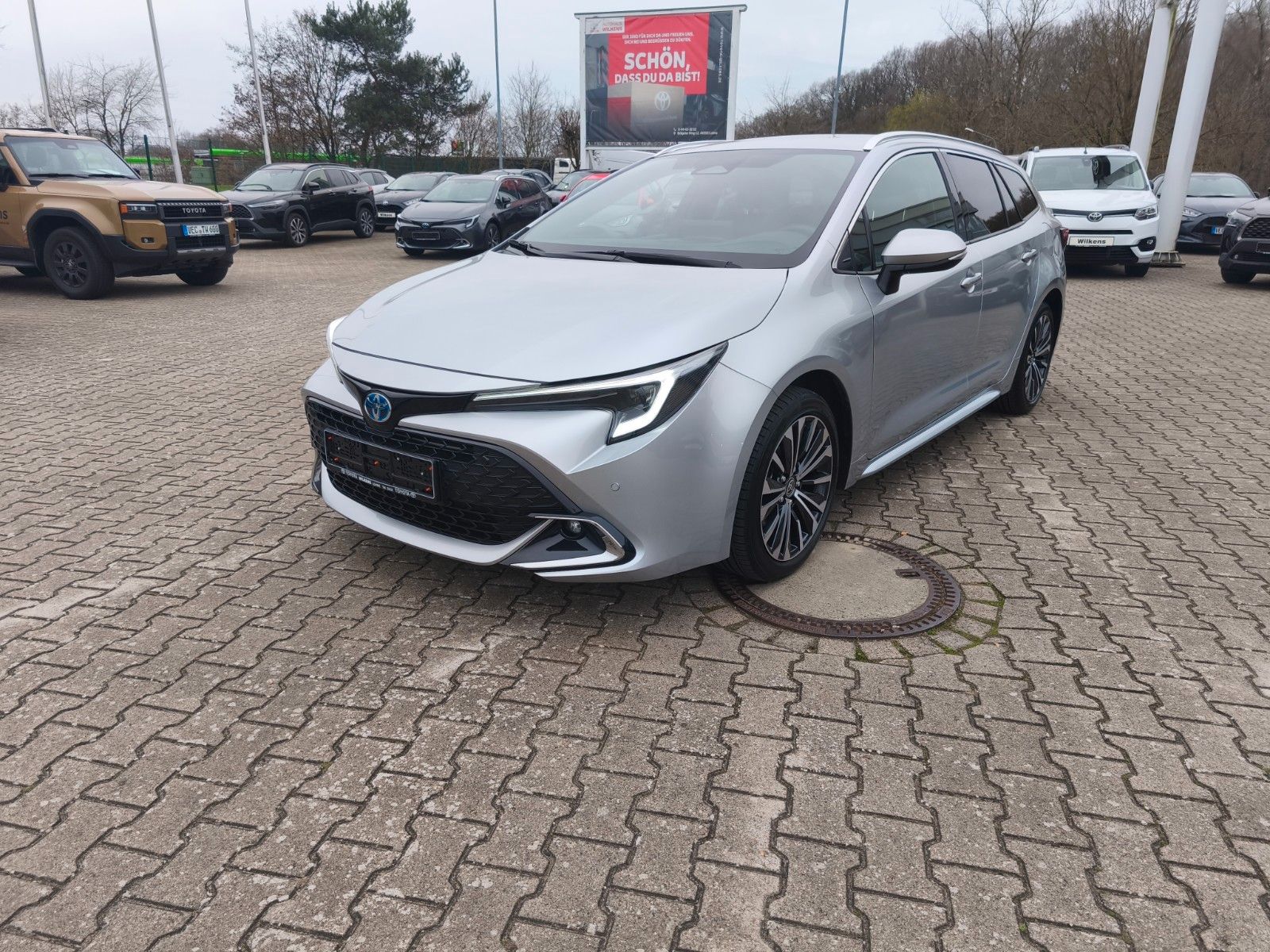 Toyota Corolla Touring Sports Hybrid Team D imagem 3