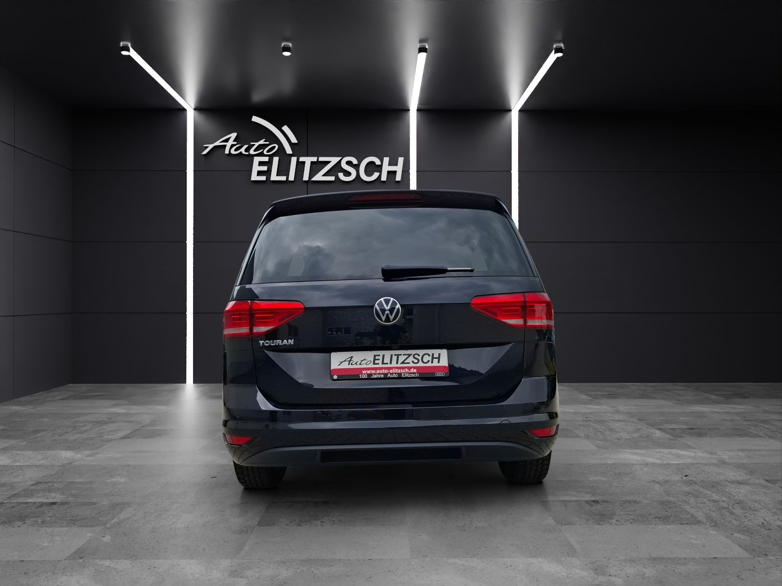 Fahrzeugabbildung Volkswagen Touran TSI United Standhzg 7-Si LED Navi ACC RFK