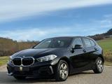 BMW 118i Advantage/Kamera/MwSt./BMW-Service/SHZ/ - gebrauchte BMW 118 aus dem Jahr 2020