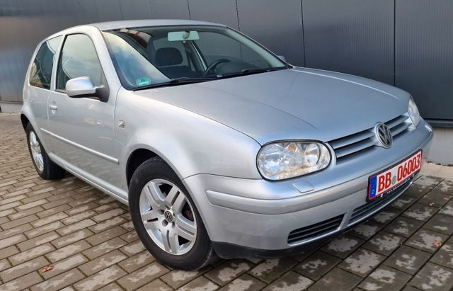 Volkswagen Golf 1.6/GARANTIE/AUTOMATIK/KLIMA/SITZHEIZUNG