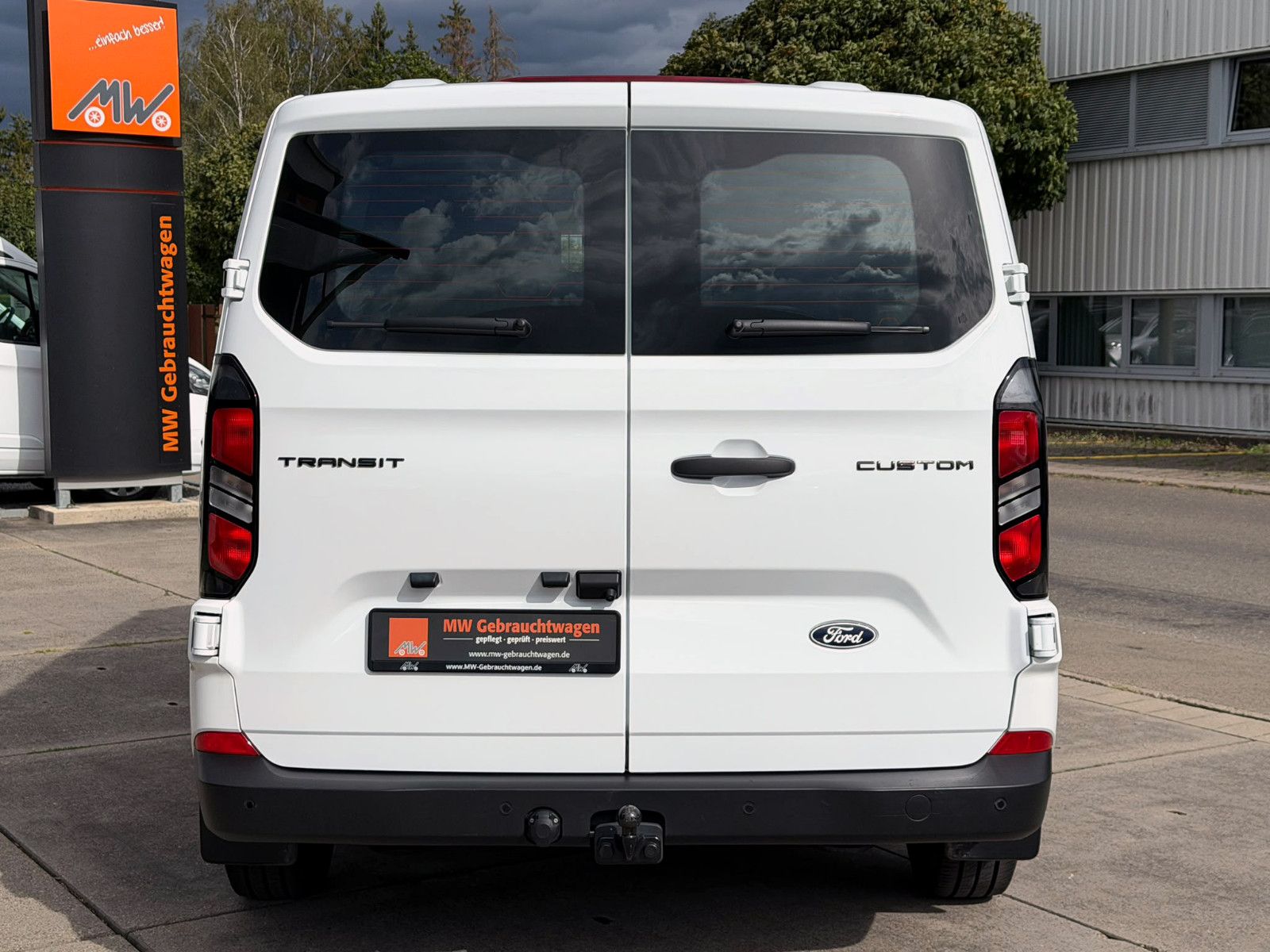 Fahrzeugabbildung Ford Transit Custom Kasten 320 L2 Trend ACC KAM AHK