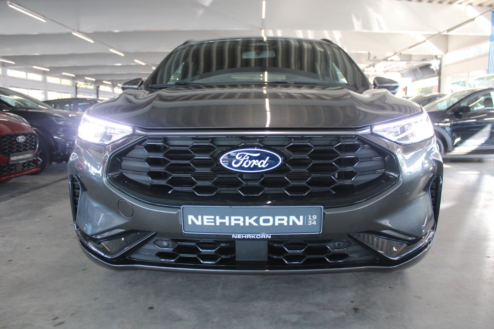 Fahrzeugabbildung Ford Kuga PHEV ST-Line GJR LED Cam WinterPaket uvm