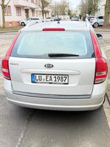 Kia cee'd / Ceed 1.6 CVVT Spirit Sporty Wagon Spirit - Kia aus 2011: Cee D