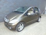 Mercedes-Benz A 170 Avantgarde Automatik/2.Hd/Klima/PDC/Sitzh. - Mercedes-Benz A 170: Avantgarde