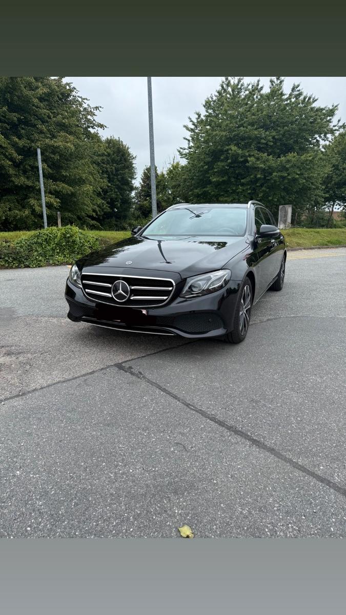Mercedes-Benz E 300 E T-Modell E 300 de