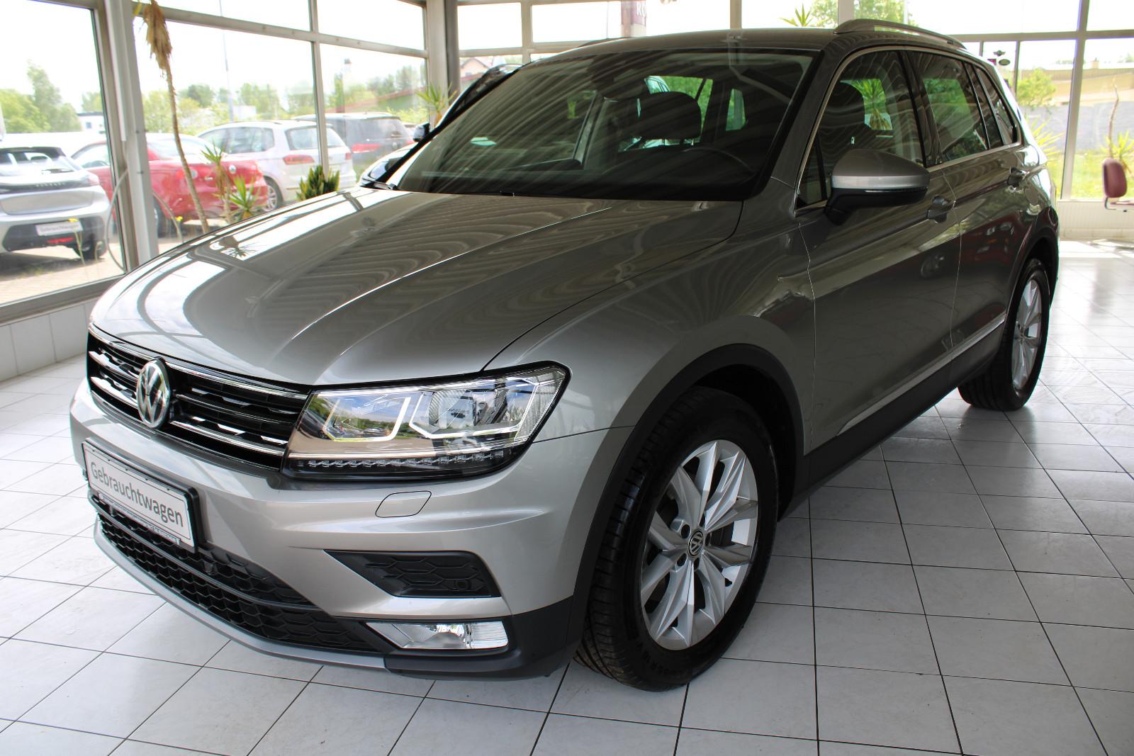 Volkswagen Tiguan Comfortline LED NAVI PDC 1.HAND!