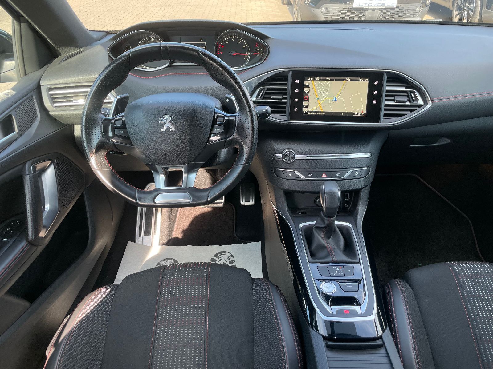 PEUGEOT 308, 2016, Benzin, 131 PS