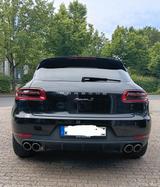 Porsche Macan mit  APPROVED - Porsche Macan in Kassel
