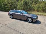 BMW 525d xDrive Touring - - BMW 525: Braun