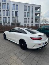 Mercedes-Benz E 200 Amg Night Paket, Panorama, 360 grad kamera - Mercedes-Benz E-Klasse: Coupe, AMG Paket