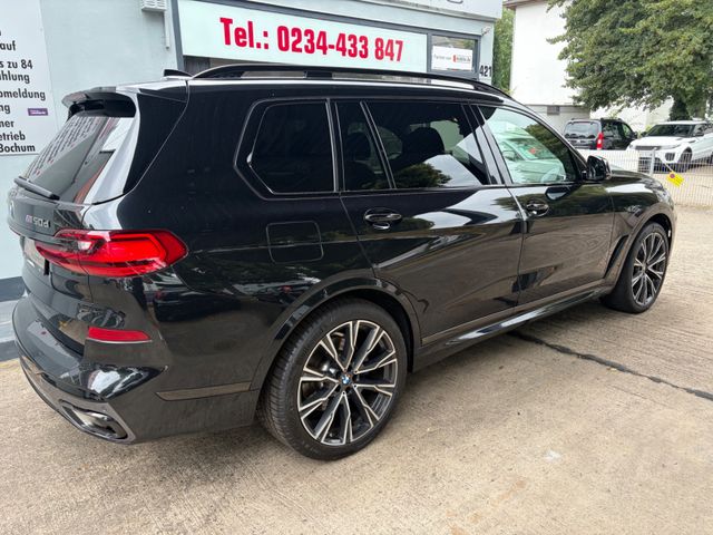 Fahrzeugabbildung BMW X7 M50 d