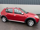 Dacia Sandero Stepway II/Euro5 - Dacia Sandero aus 2012: Stepway