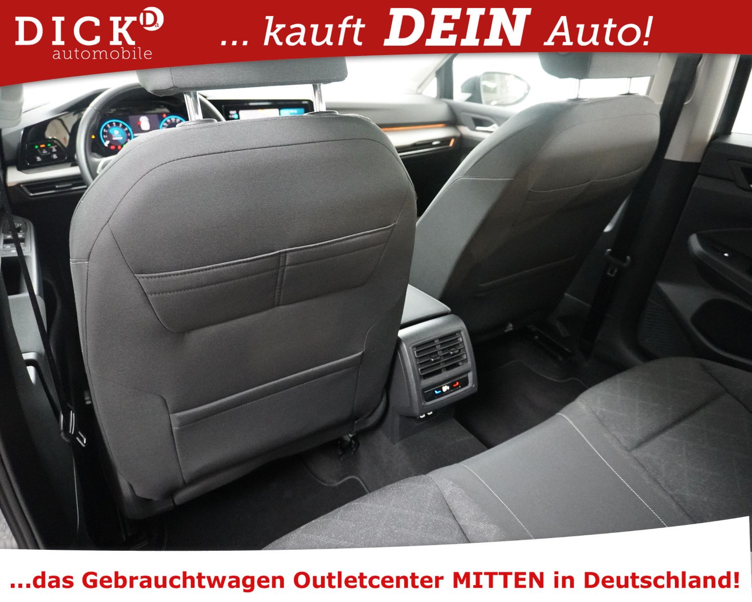 Fahrzeugabbildung Volkswagen Golf VIII 1.0eTSI DSG Life MEMO+MASS+SHZ+LED+PDC