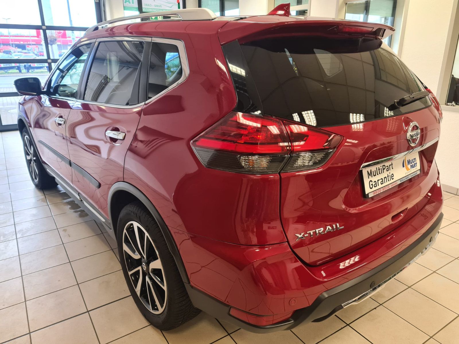 Fahrzeugabbildung Nissan X-Trail Tekna /NUR 40.TKM/SCHECKHEFT/LED/BOSE