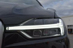 Fahrzeugabbildung Volvo XC60 T8 Twin Engine AWD R-Design*AHK*LUFT*Navi*