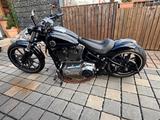 Harley-Davidson Breakout Custom Umbau - HARLEY-DAVIDSON CUSTOM UMBAU