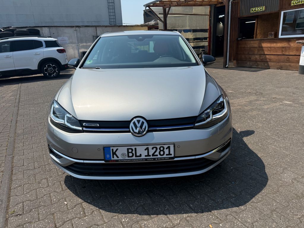 Image of Volkswagen Golf