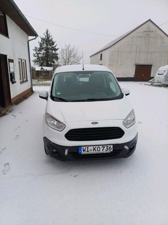Image of Ford Transit Courier