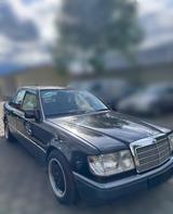 Mercedes-Benz 300E W124 - Mercedes-Benz 300: W124 300e