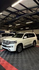 Toyota Land Cruiser 200 4.5 v8 diesel 2018