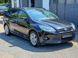 Ford Focus Turnier 1.6 Ti-VCT Trend - Ford Focus aus 2011: Kombi