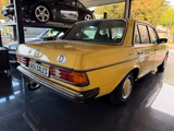 Mercedes-Benz 230 W 123 Rostfrei Oldtimer Originalzustand!!! - Mercedes-Benz Gebrauchtwagen von 1977
