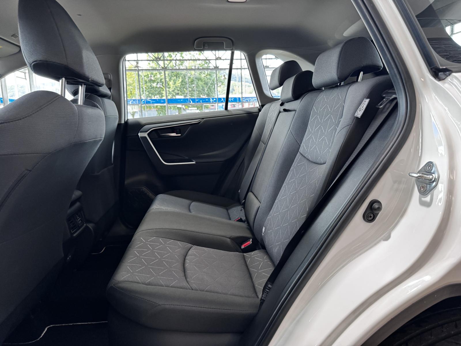 Toyota RAV4 Hybrid Business Edition R.Cam ACC LED