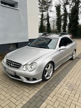 Mercedes-Benz CLK500 Elegance mit AMG Paket - Mercedes-Benz CLK 500 in Wuppertal