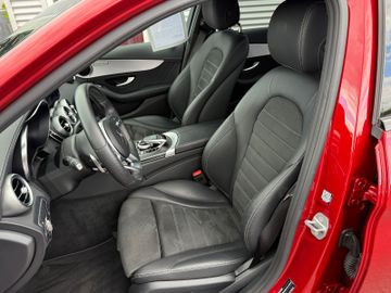 Mercedes-Benz C 300 AMG Lim.+Night+LED+AHK+Navi+WR