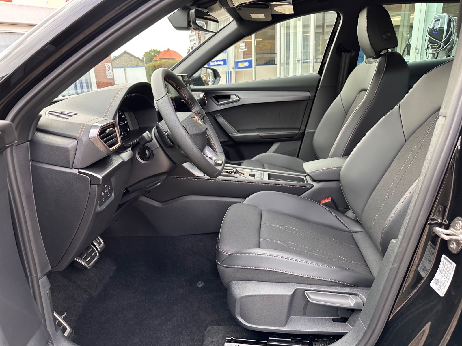 Fahrzeugabbildung CUPRA Formentor 2.0 TSI 4Drive AHK/ACC/LED/SHZ/RFK/PDC