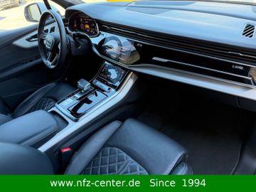 Audi Q7 - 10