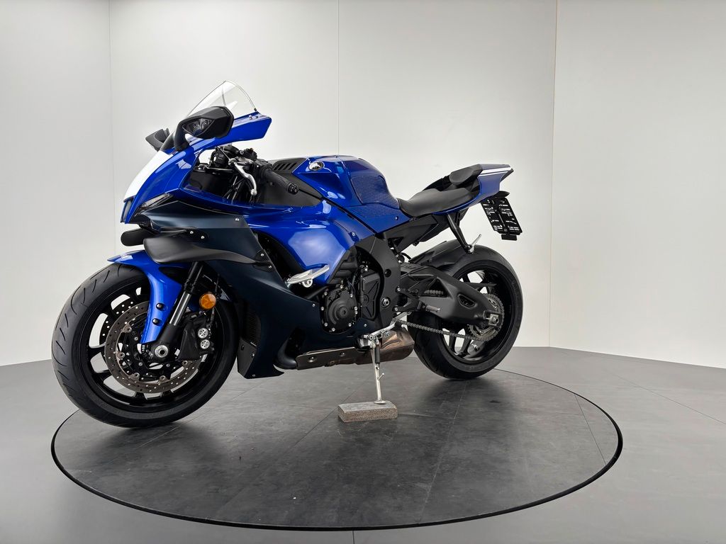 Fahrzeugabbildung Yamaha YZF-R1 *NEUWERTIG *WINGLETS *UNFALLFREI