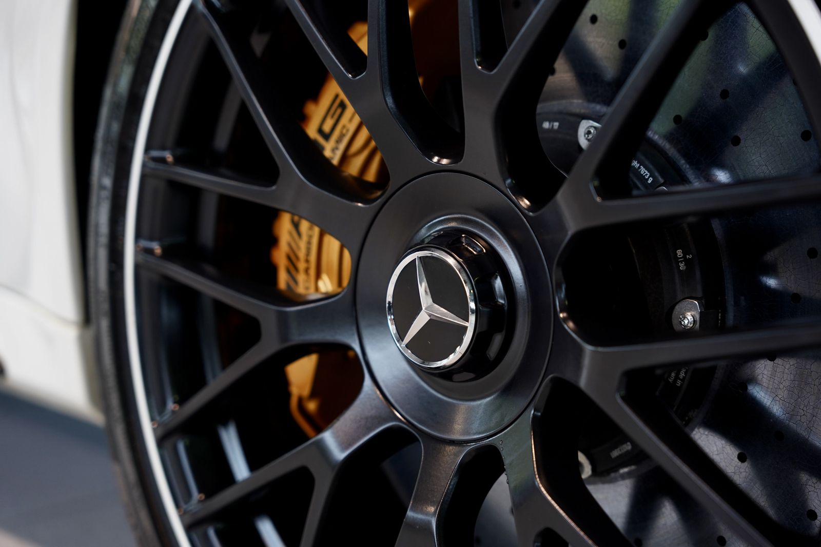 Mercedes Benz C 63 Amg