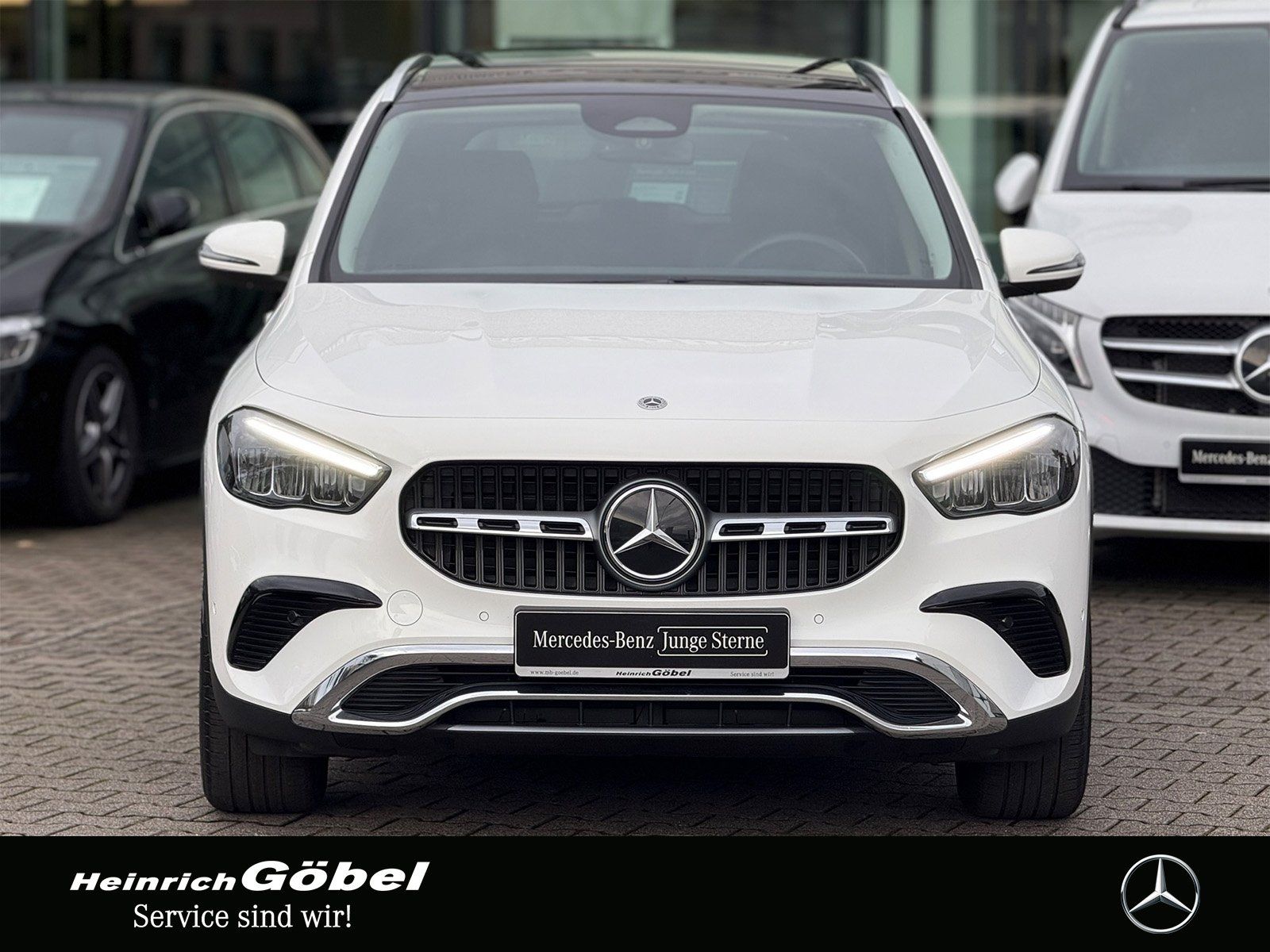 Fahrzeugabbildung Mercedes-Benz GLA 220 d 4M PROGRESSIVE*PANO*AHK*MEMORY*KAMERA