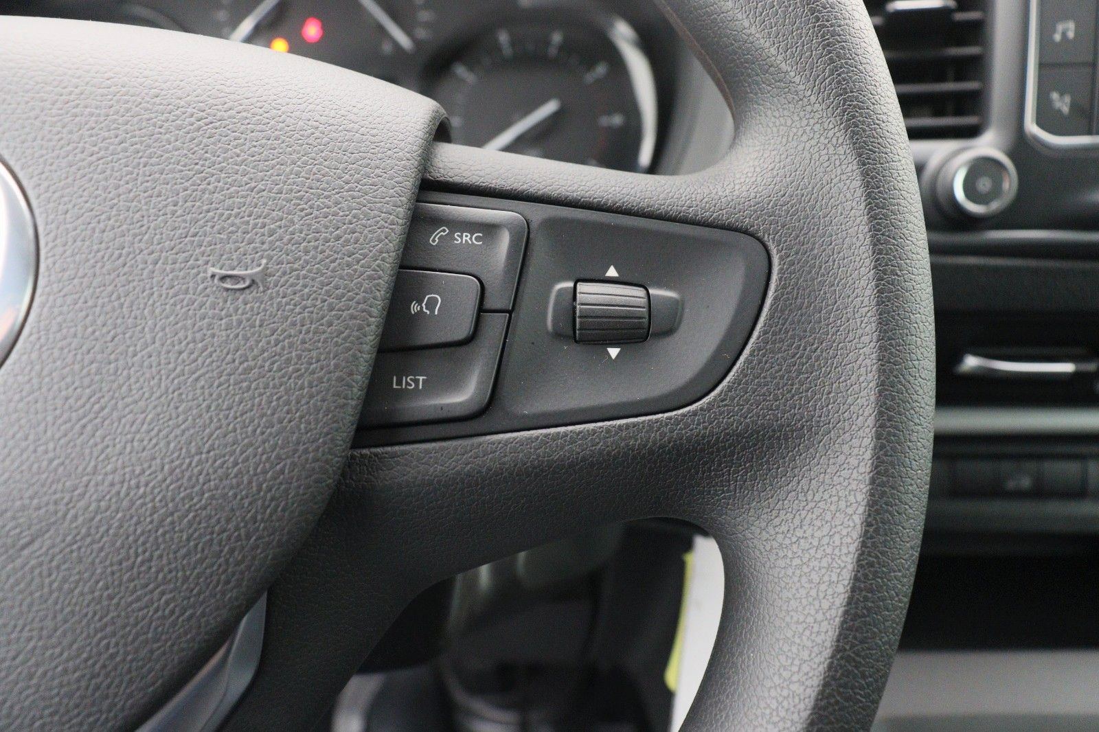 Fahrzeugabbildung Fiat Scudo Kastenwagen SX L2 2.0 145 MT6