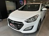 Hyundai i30 blue Trend - Hyundai i30 mit Diesel-Antrieb: Limousine, Automatik